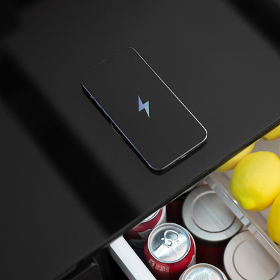 Refrigerateur moderne mini-intelligent avec recharge sans fil
