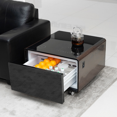 Consommation d'énergie 0,32 KWh/24h Table à café intelligente avec fonctionnement à écran tactile et réfrigérateur